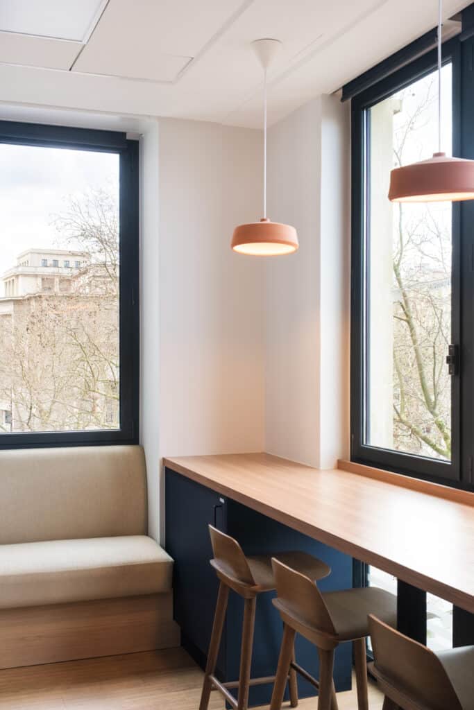 Aménagement des bureaux Arthur D. Little par Singulier Groupe