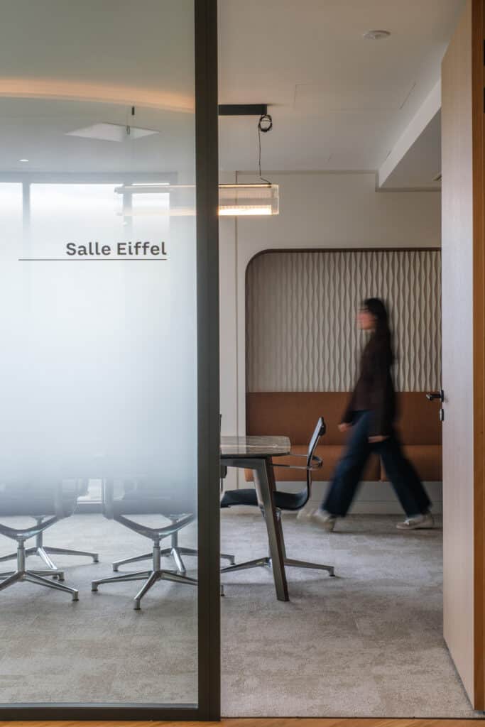 Aménagement des bureaux Arthur D. Little par Singulier Groupe